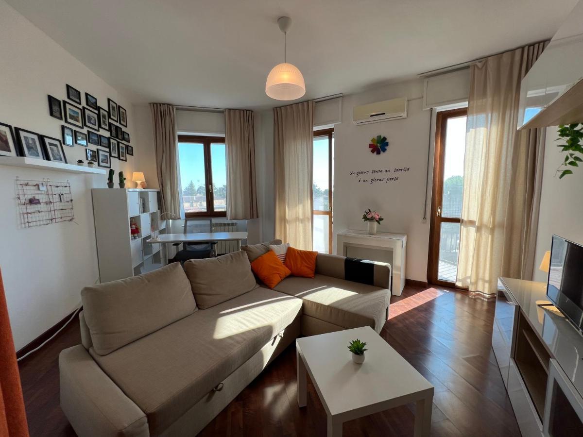Apartment La Casa Del Viaggiatore - 4 Ppl- 13Min To Milan - Free Public Parking Трецано сул Навильо Екстериор снимка